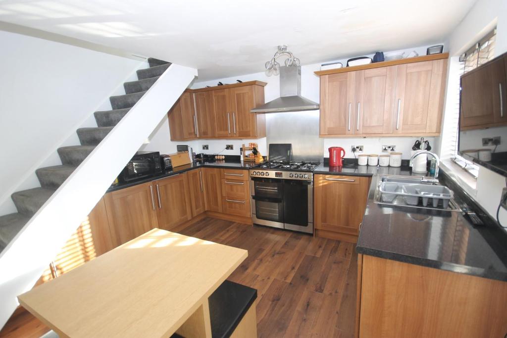 Fareham Close, Fens, Hartlepool 3 bed semidetached house £164,950