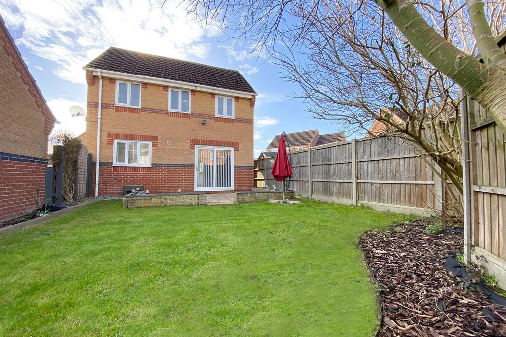 Blackthorn Court, Soham 3 bed detached house £329,950