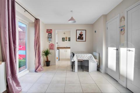 4 bedroom detached house for sale - 11, Blackthorn Avenue, Malton, North Yorkshire, YO17 7PQ