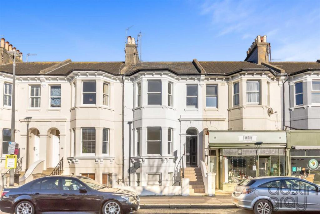 Blatchington Road, Hove 1 bed flat £275,000