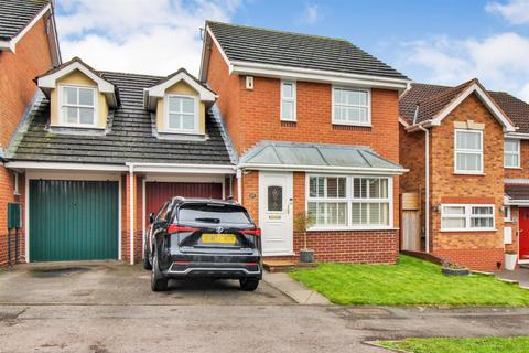 27 Broad Leys Road, Barnwood, Gloucester, GL4 3YW