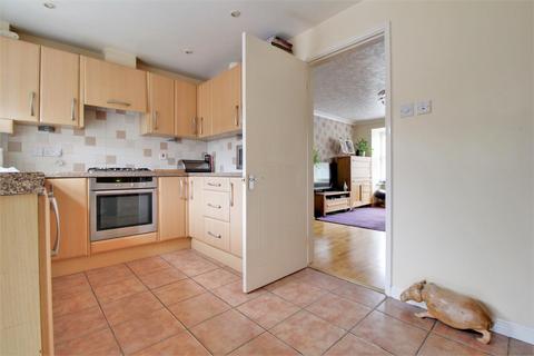 27 Broad Leys Road, Barnwood, Gloucester, GL4 3YW