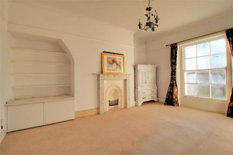 Flat 4, 10 Brunswick Square, Gloucester, GL1 1UG