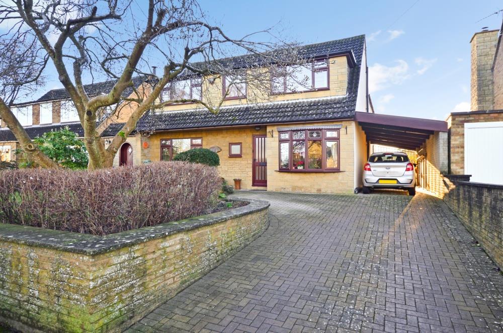Alchester Road, Chesterton, Bicester 4 bed detached house £725,000