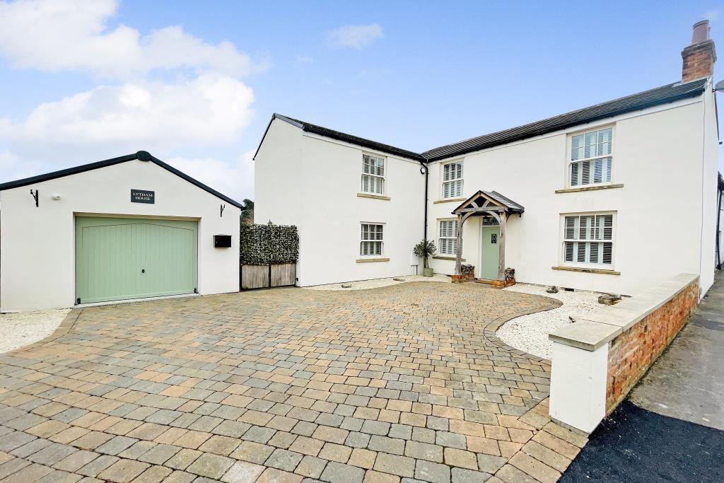 Garden Lane, Sherburn In Elmet, Leeds 4 bed detached house £400,000