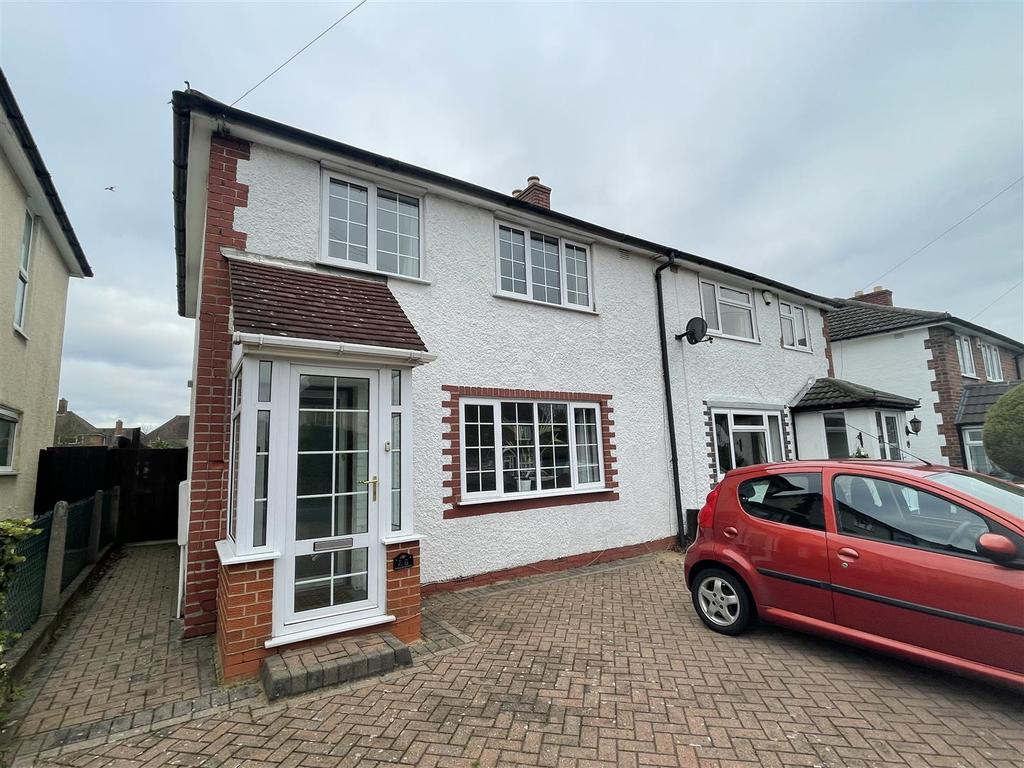 Tower Road, Sutton Coldfield 3 bed semidetached house £1,195 pcm (£