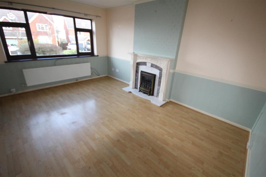 Bryn Cadno, Colwyn Bay 3 bed semidetached house £189,950