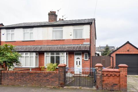 3 bedroom semi-detached house for sale - Copperfield, Swinley, Wigan, WN1 2DZ
