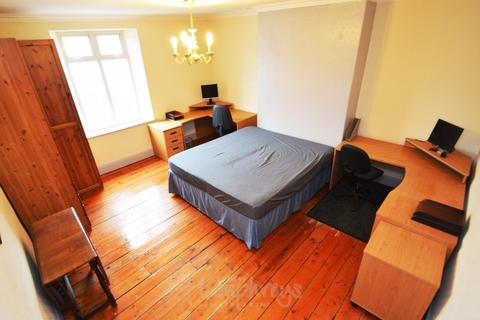 2 bedroom flat to rent - High Street North, DH7 8JG