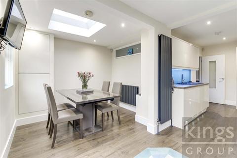4 bedroom terraced house for sale - Ladysmith Road, Enfield