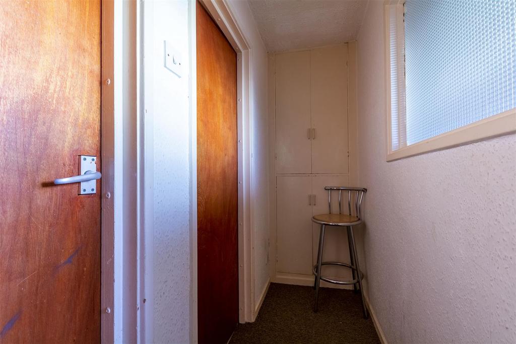 Hallway (2)-HDR copy.jpg