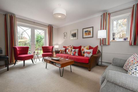2 Weldon Drive, West Molesey, KT8 2NT