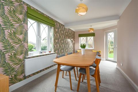 2 Weldon Drive, West Molesey, KT8 2NT