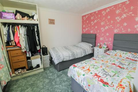 41 Harefield, Harlow, CM20 3EG