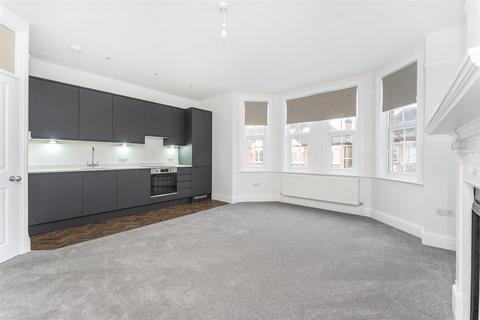 2 bedroom flat to rent, Woodgrange Avenue, Ealing, W5