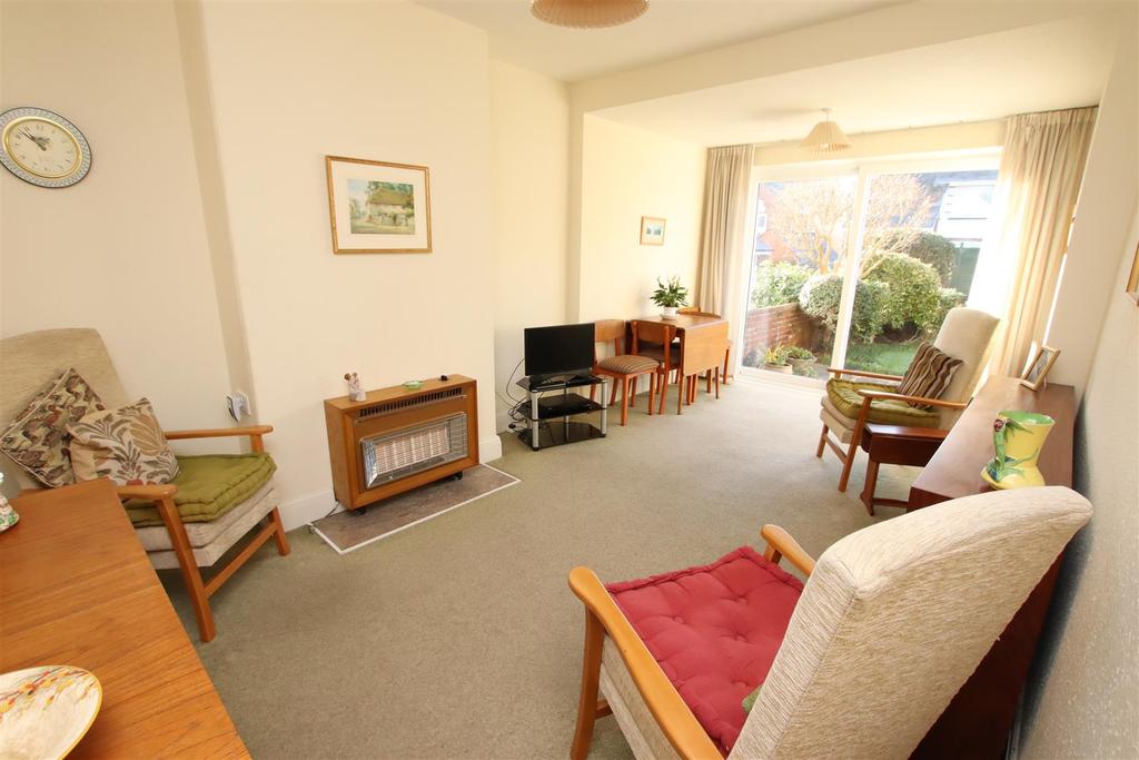 Dining Room.JPG