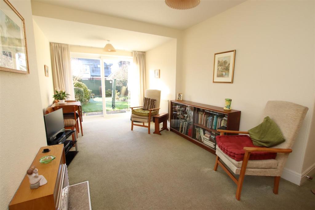 Dining Room1.JPG