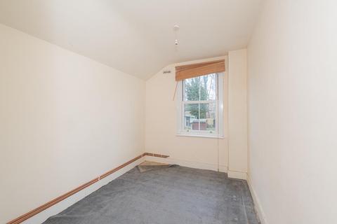 60 Miles Road, Epsom, KT19 9AD