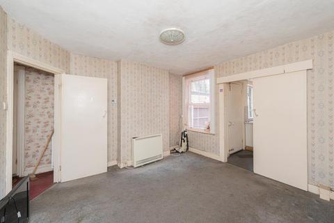 60 Miles Road, Epsom, KT19 9AD