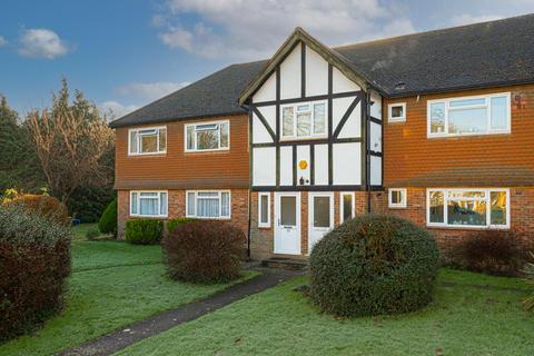 33 Axwood, Epsom, KT18 7DR