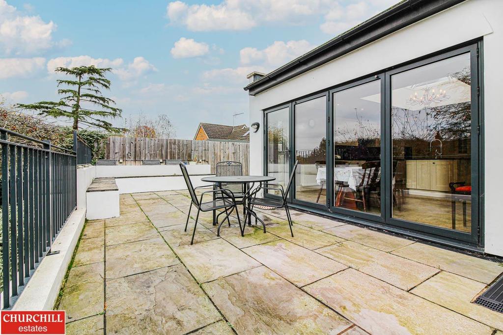 Rearpatio.jpg