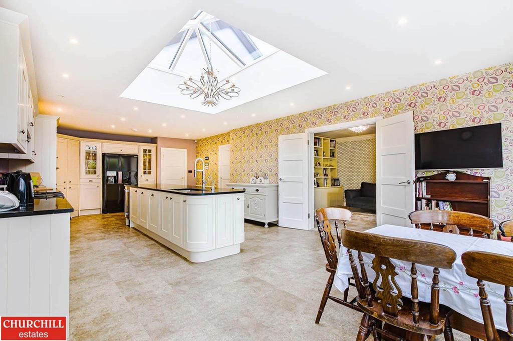 Kitchen4.jpg