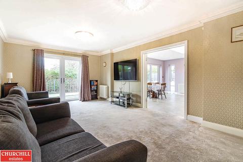 9 Homefield Close, Epping, CM16 4RB