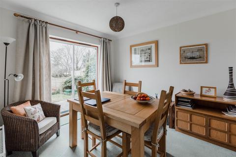 3 Chestnut Close, Cheriton Bishop, Exeter, EX6 6JR