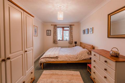 3 Chestnut Close, Cheriton Bishop, Exeter, EX6 6JR