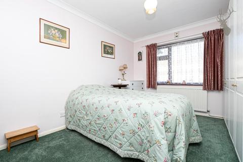 22 Hornbeam Road, Theydon Bois, Epping, CM16 7JX