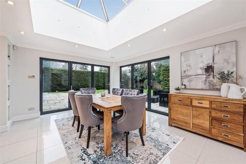 4 Onslow Drive, Ascot, SL5 7UL