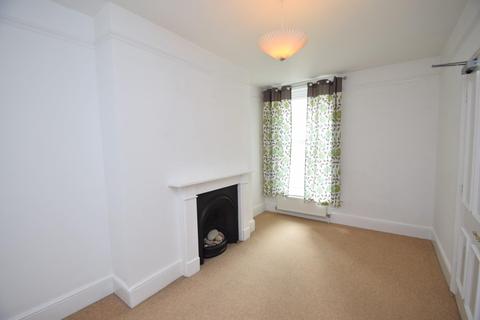 2 bedroom flat to rent - Lascelles Terrace, Eastbourne