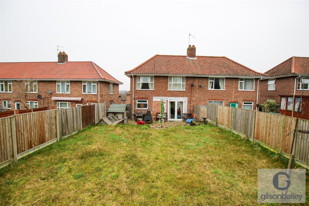 Jex Road, NORWICH 3 bed semidetached house £210,000