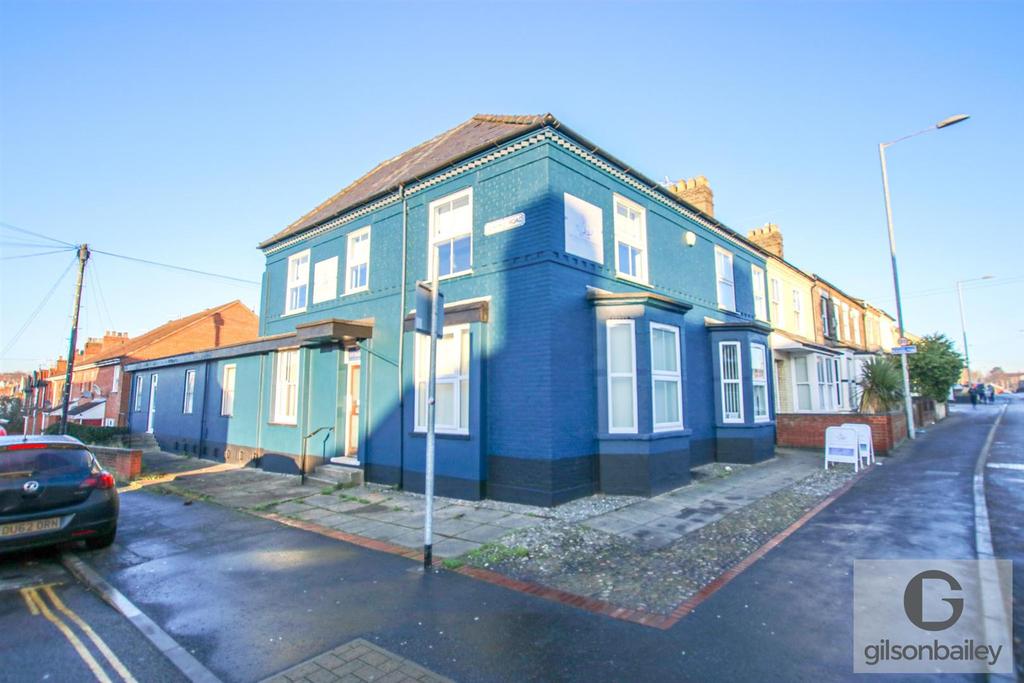Magdalen Road, Norwich 8 bed end of terrace house £525,000