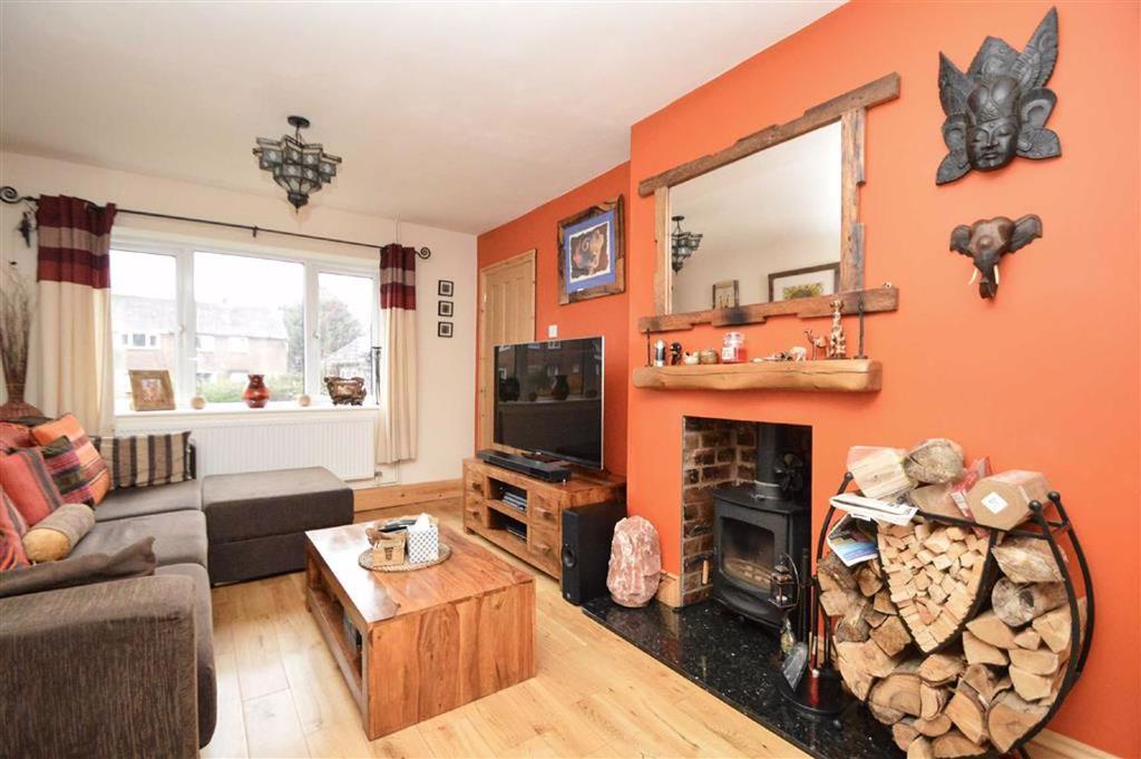 Sutton Way, Shrewsbury, Shropshire 2 bed end of terrace house £195,000