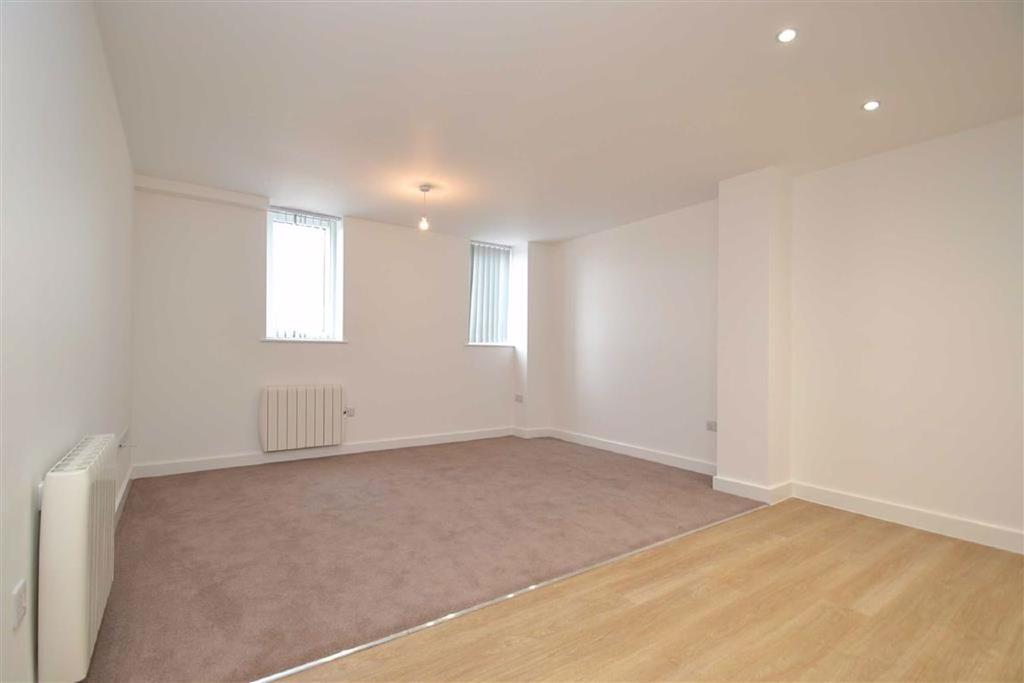 Abbey Foregate, Shrewsbury 2 bed apartment £750 pcm (£173 pw)