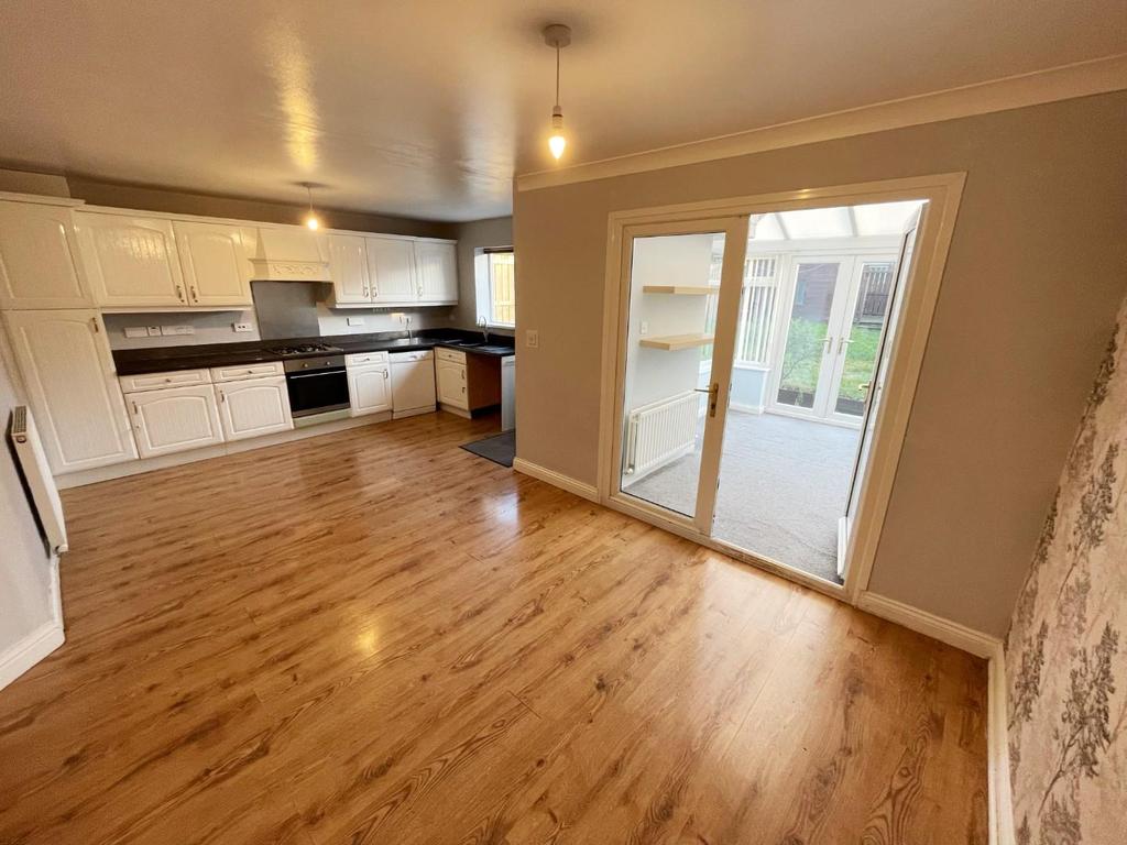 Meadow Green, Spennymoor 3 bed semidetached house £130,000