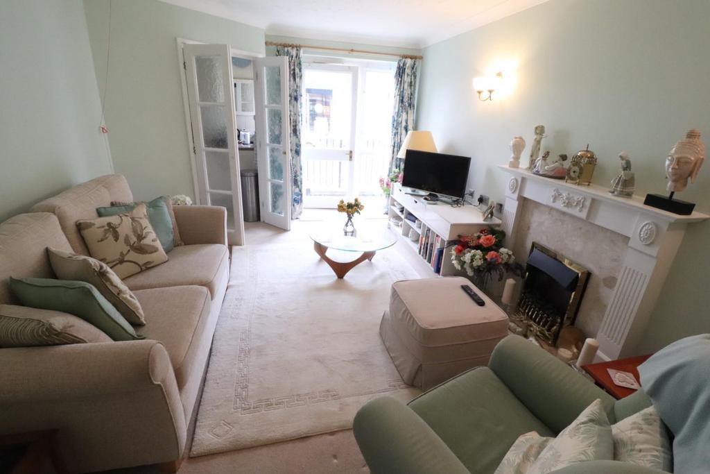 Kinmond Court, Leamington Spa 1 bed retirement property £95,000