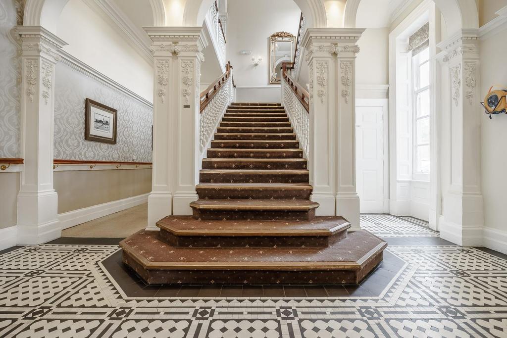 Kenton Lodge- Staircase.jpg