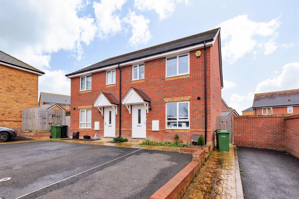 Didcot, Oxfordshire, OX11 3 bed semidetached house £375,000