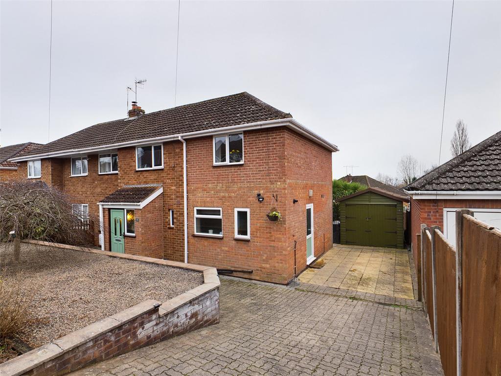 Devon Road, Worcester... 4 bed semidetached house £315,000