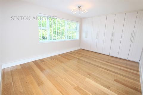 22, Gleneagles Malvern Way, London, W13 8DZ