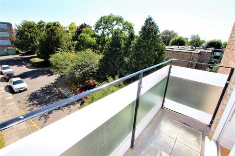 22, Gleneagles Malvern Way, London, W13 8DZ