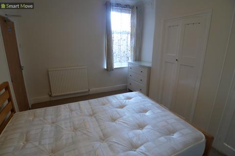 1 bedroom semi-detached house to rent, Eastfield Road, Peterborough, Cambridgeshire. PE1 4BH