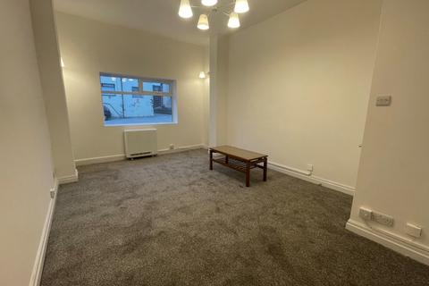 2 bedroom apartment to rent - Bath Street North, Southport, Merseyside, PR9