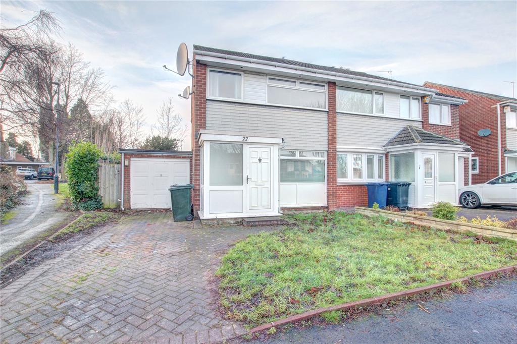 Chichester Close, Kingston Park, Newcastle Upon Tyne, NE3 3 bed semi