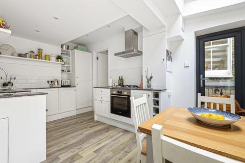 47a Petersfield Road, London, W3 8NY