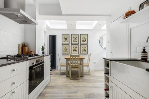 47a Petersfield Road, London, W3 8NY