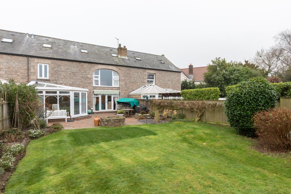 La Grande Route De St. Martin, St. Martin, Jersey 4 bed terraced house
