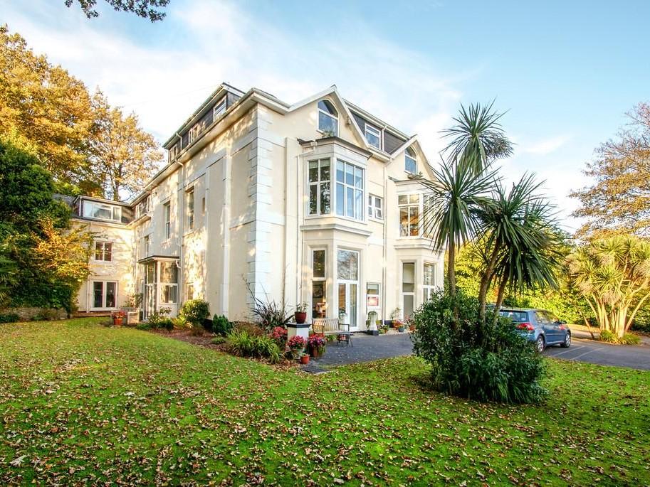 Maxstoke Court, Middle Warberry Road,Torquay 2 bed flat for sale £135,000